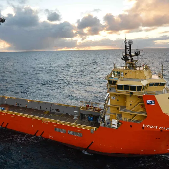 Siddis Mariner ved oljeplattform